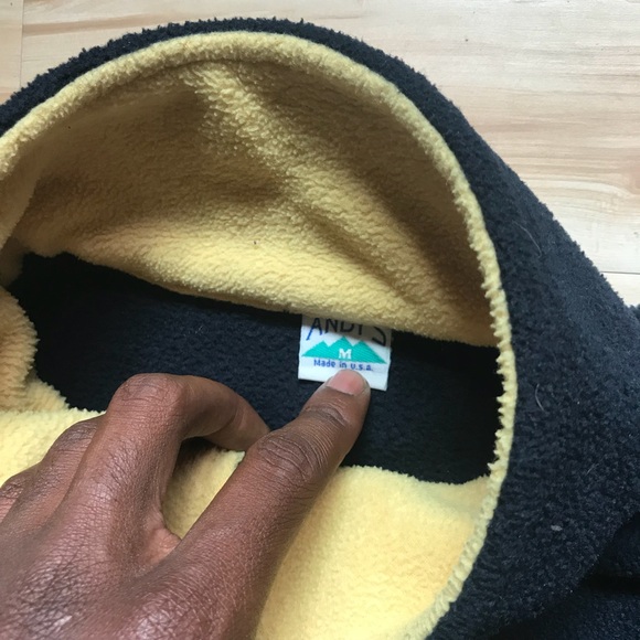 SF Pullover - Picture 2 of 3